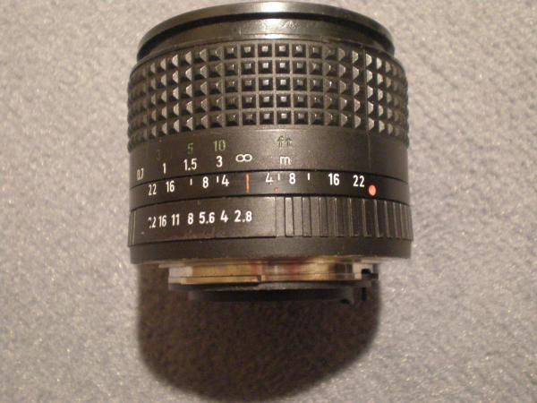 Infrarotpunkt na obiektywie 28mm do aparatu Praktica serii B
