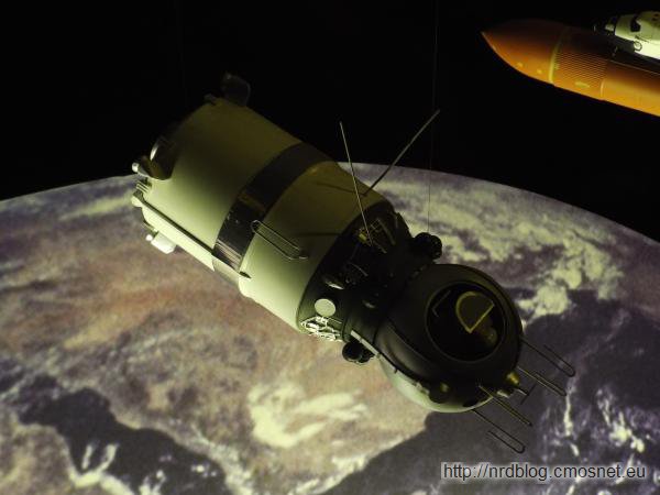 Science Museum London - Model statku kosmicznego "Wostok" z NRD-owskiego setu