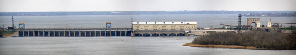 Panorama tamy w Nowej Kachowce