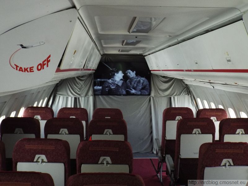 Panzermuseum East - sala kinowa i "Czterej pancerni"