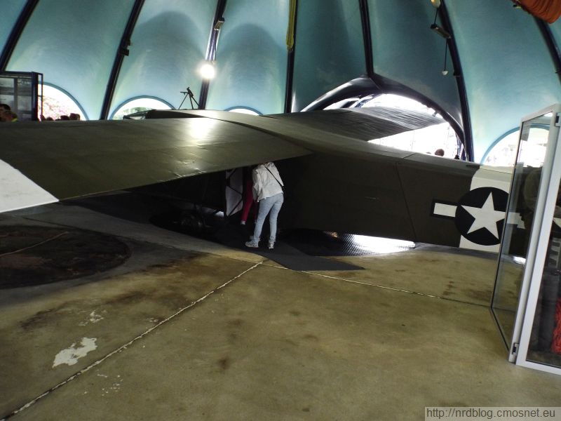 Airborne Museum, Sainte-Mère-Église - Szybowiec Wako CG-4A