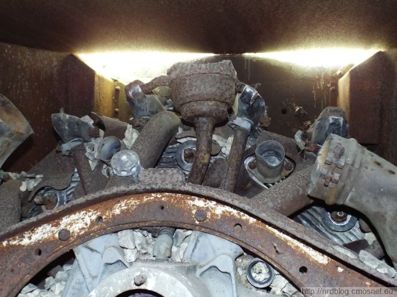 Overlord Museum - Przedział silnikowy Shermanna