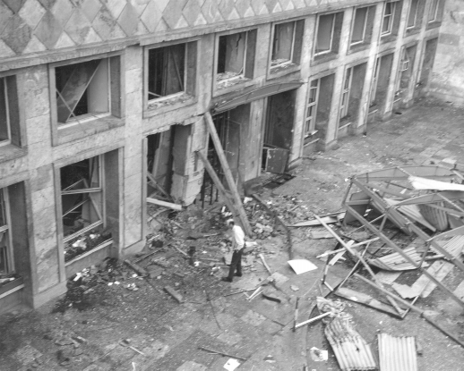 Zamach bombowy w budynku I.G.Farben, 1972
